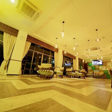Hotel Africana คัมพาลา ภายนอก รูปภาพ