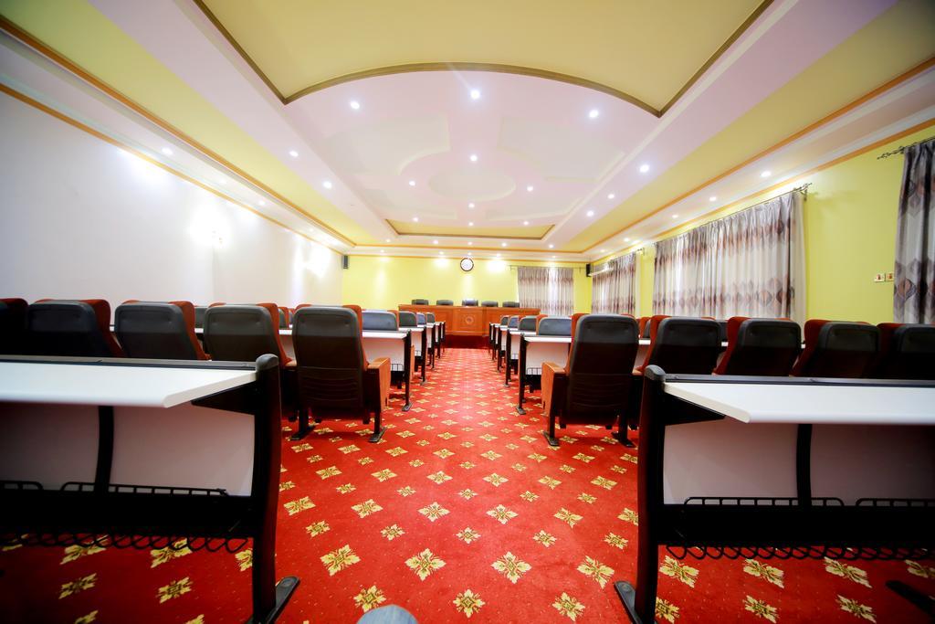 Hotel Africana คัมพาลา ภายนอก รูปภาพ