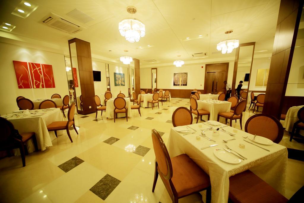 Hotel Africana คัมพาลา ภายนอก รูปภาพ