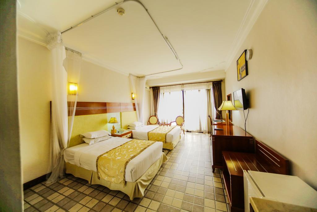 Hotel Africana คัมพาลา ภายนอก รูปภาพ