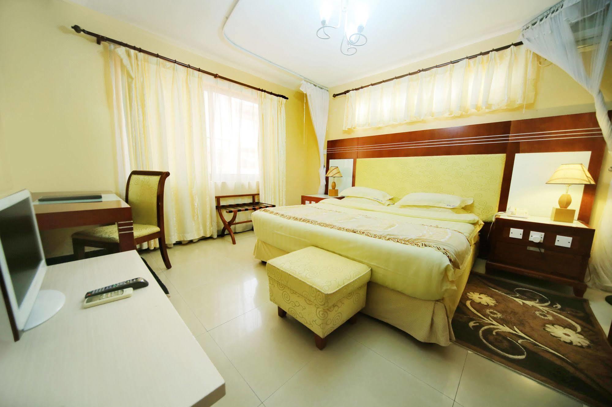 Hotel Africana คัมพาลา ภายนอก รูปภาพ